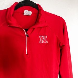 Huskers athletic pullover